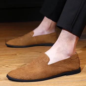 Čevlji Moški Slip-On pravega Usnja Čevlji Casual Moški Čevlji za Odrasle Vožnje Moccasin Mehko Non-slip Loafers Zapatos De Hombre