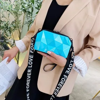 Torba za Ženske do leta 2020 nove ženske prizmatični Bleščica laser kvadratek vrečko modne dame messenger ramenski prenosni kozmetika vrečko